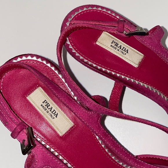 Prada Suede Fuchsia Kitten Heels - Picture 4 of 11